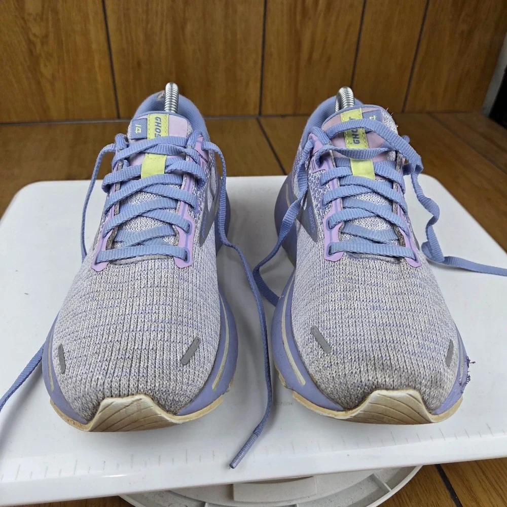 Brooks Ghost 14 Womens Running Shoes Purple Lavender 1203561B566 Size 6.5 B